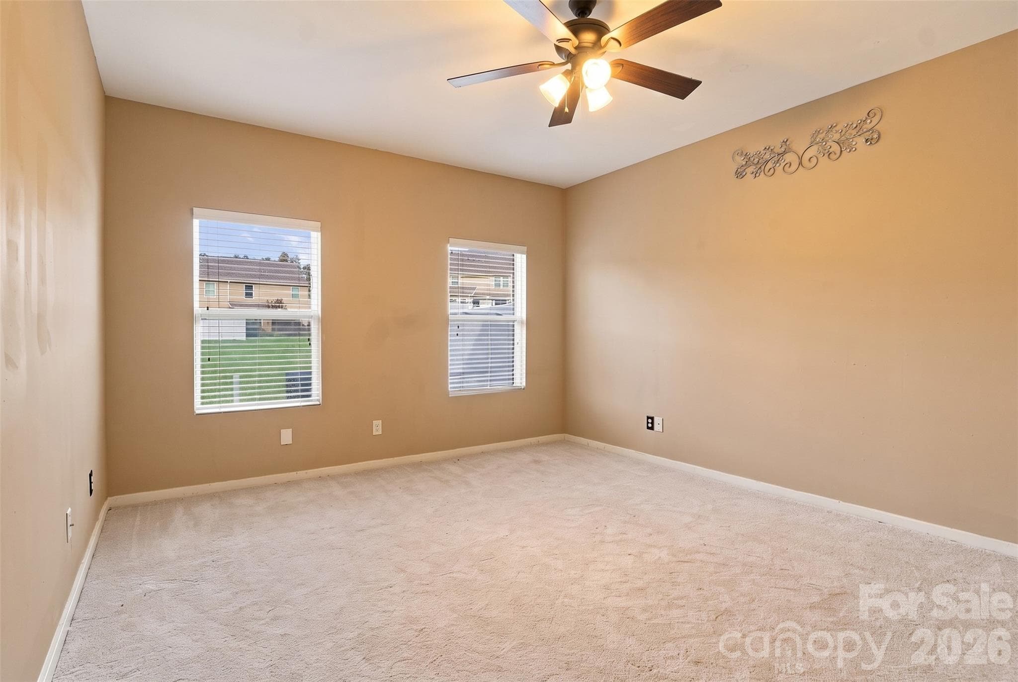Townhouse at 433 Battery Circle, Clover, photo 15 of 32