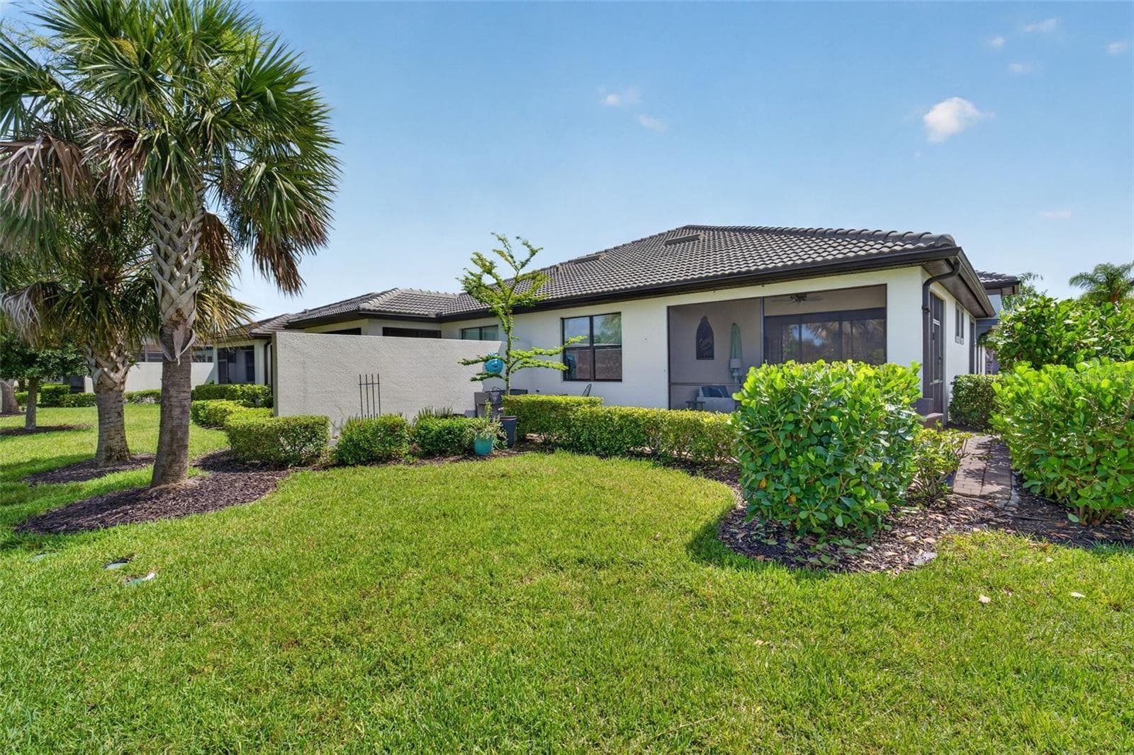 Back exterior - 12287 MYRTLE BAY CT, SARASOTA