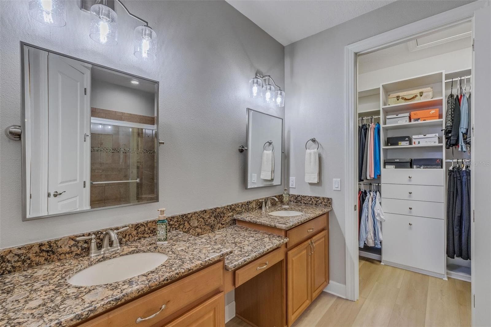 Single Family Residence at 8413 ALBERATA VISTA DR, TAMPA, photo 114 of 163
