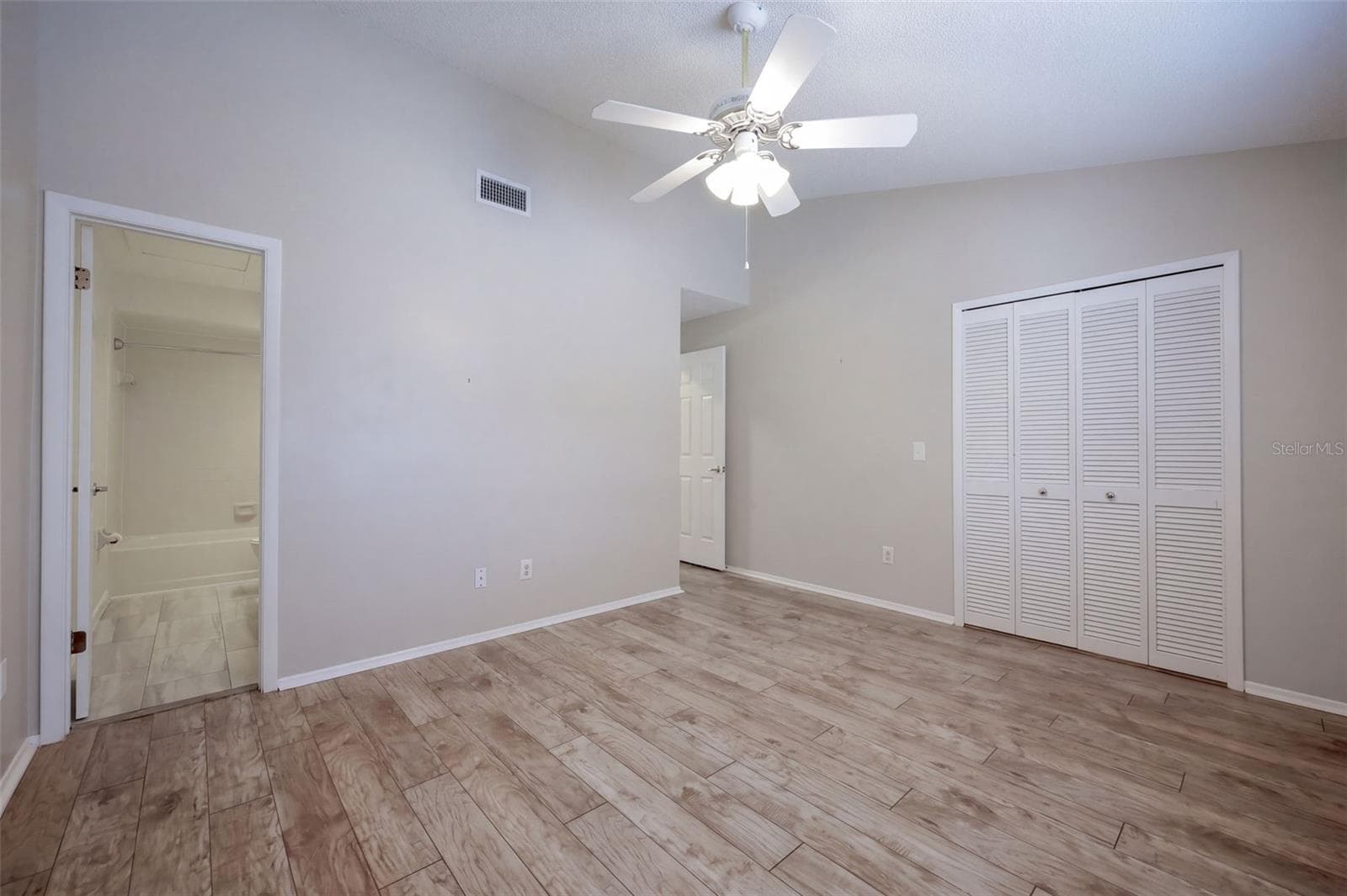 Townhouse at 499 CLUB DR, WINTER SPRINGS, photo 15 of 36