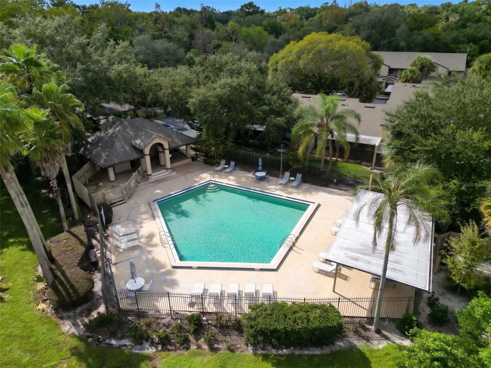 Townhouse at 499 CLUB DR, WINTER SPRINGS, photo 23 of 36