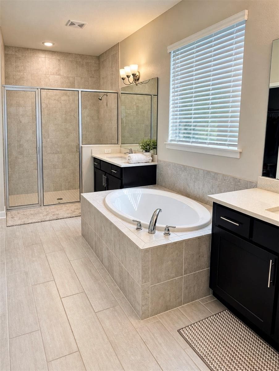 Single Family Residence at 3034 ADRIAN DR, ORMOND BEACH, photo 14 of 23