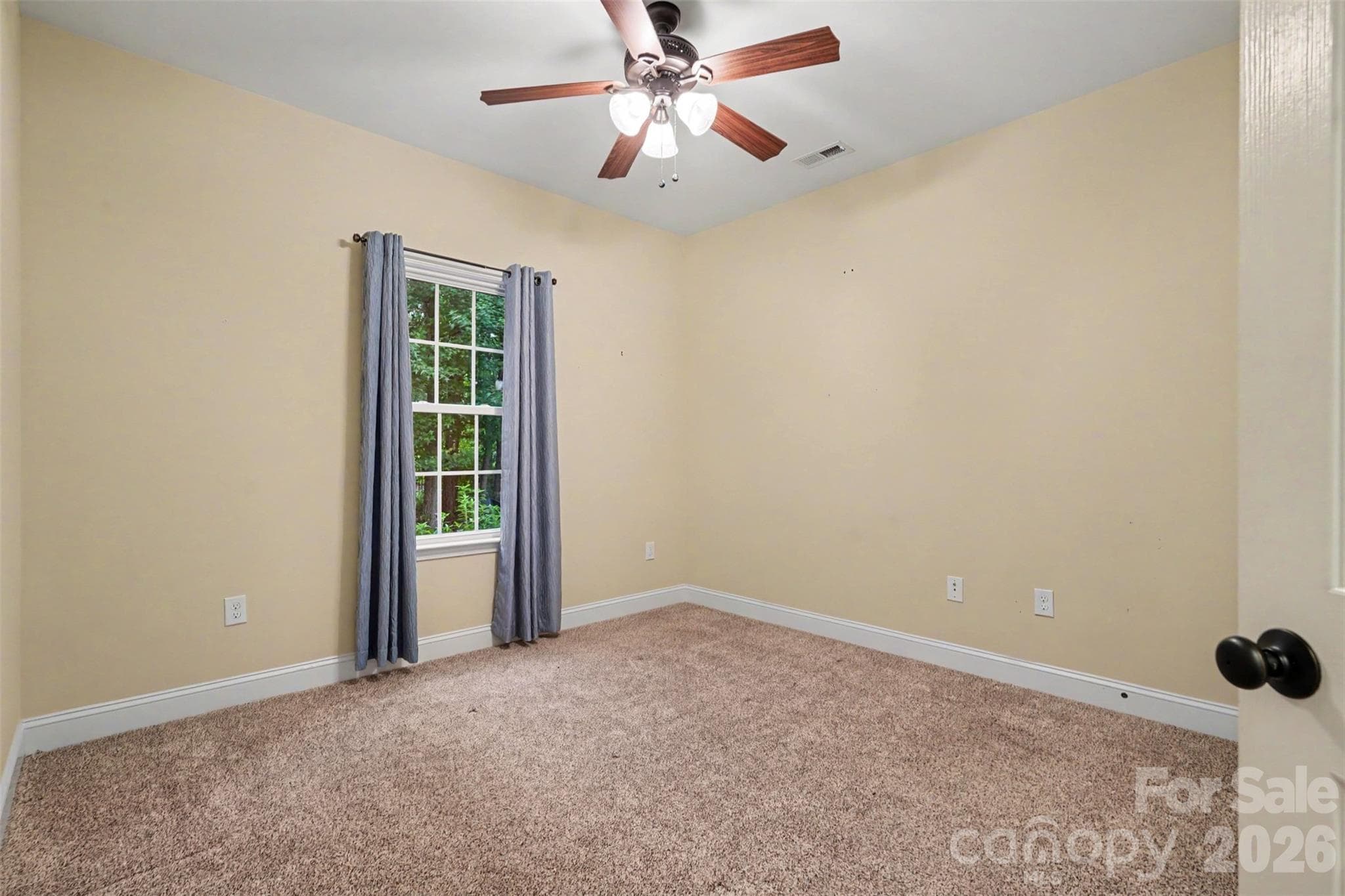 Bedroom 2 - 5123 Beckenham Lane, Concord