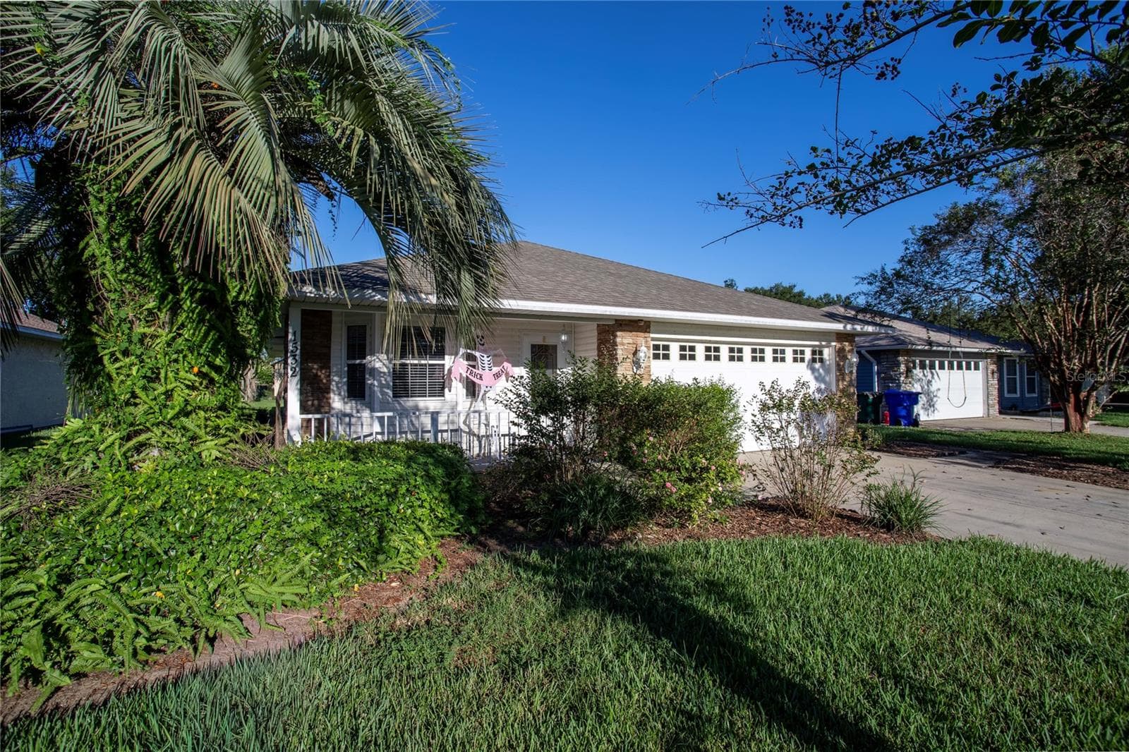 Single Family Residence at 1532 LAKE VILLA DR, TAVARES, photo 3 of 33