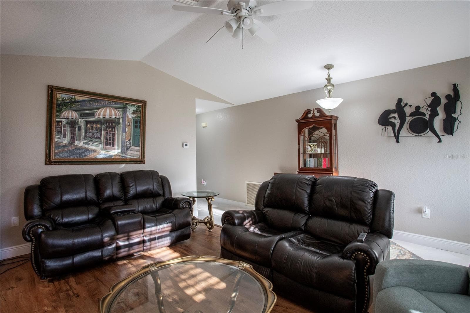 Single Family Residence at 1532 LAKE VILLA DR, TAVARES, photo 14 of 33