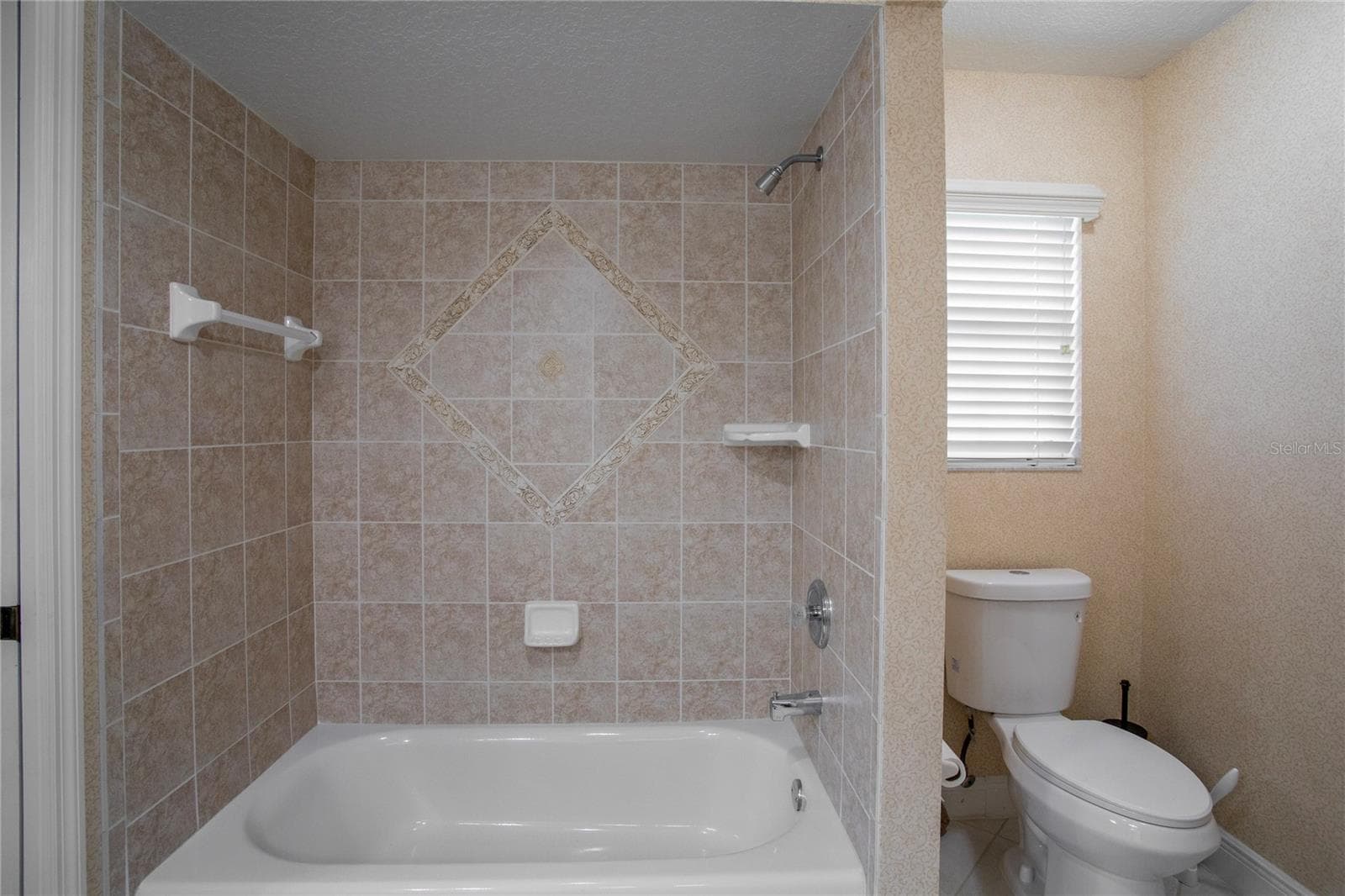 Single Family Residence at 1532 LAKE VILLA DR, TAVARES, photo 23 of 33