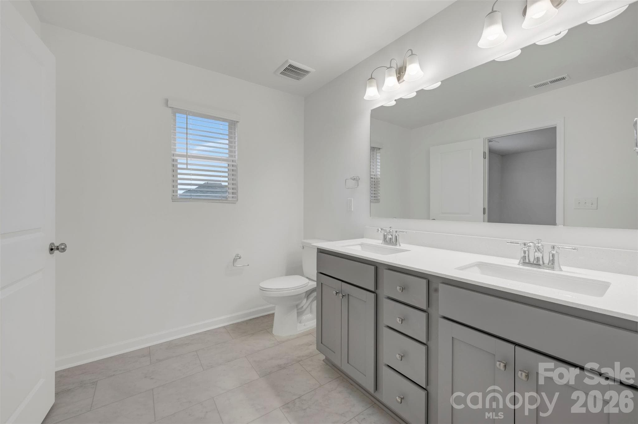 Owner's suite - 2704 Yeager Drive NW, Concord