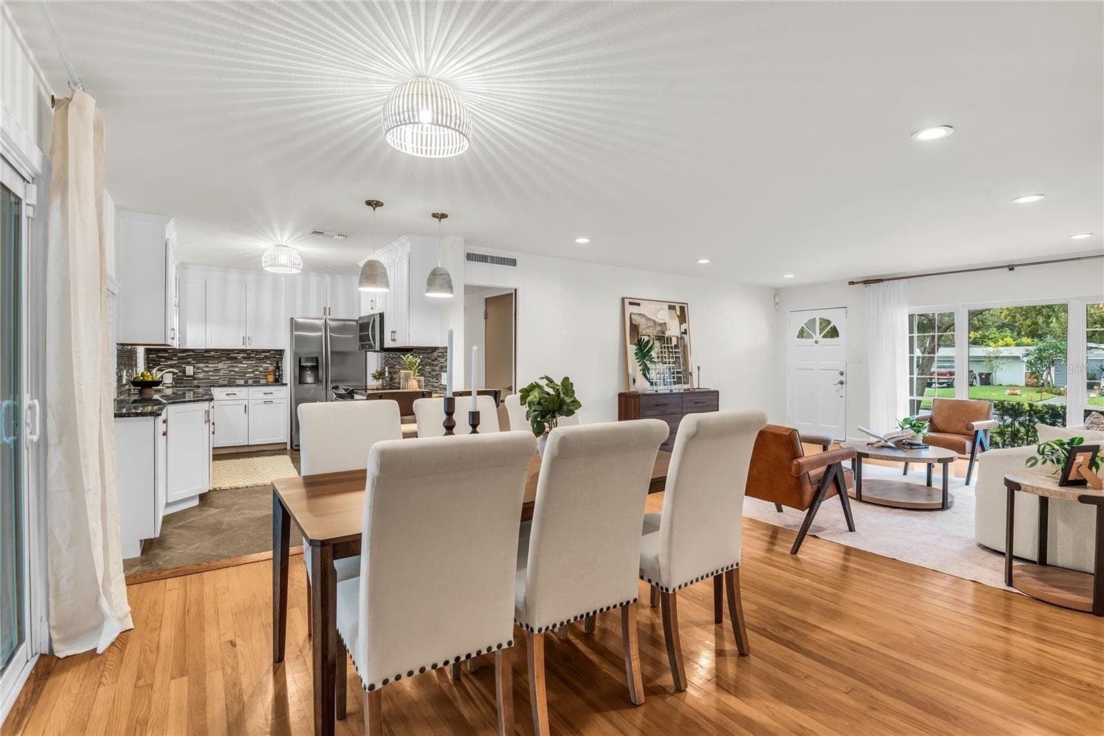Single Family Residence at 3615 NEPTUNE DR, ORLANDO, photo 9 of 37