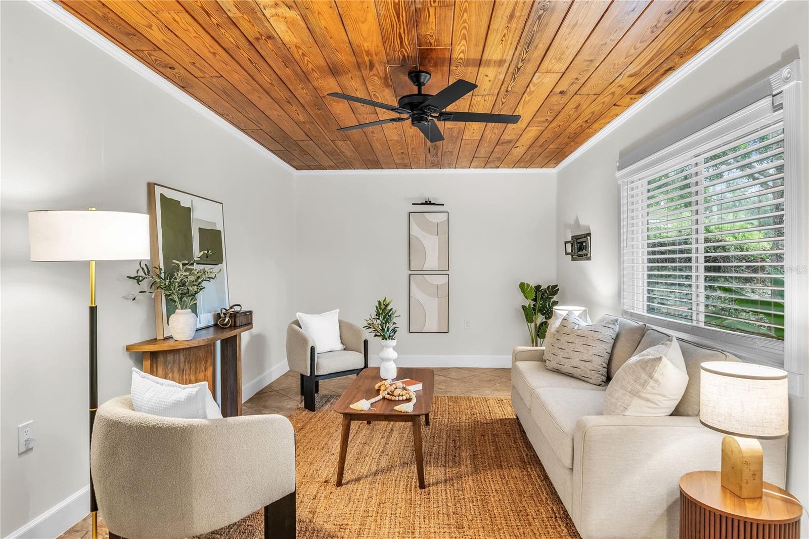 Single Family Residence at 3615 NEPTUNE DR, ORLANDO, photo 14 of 37