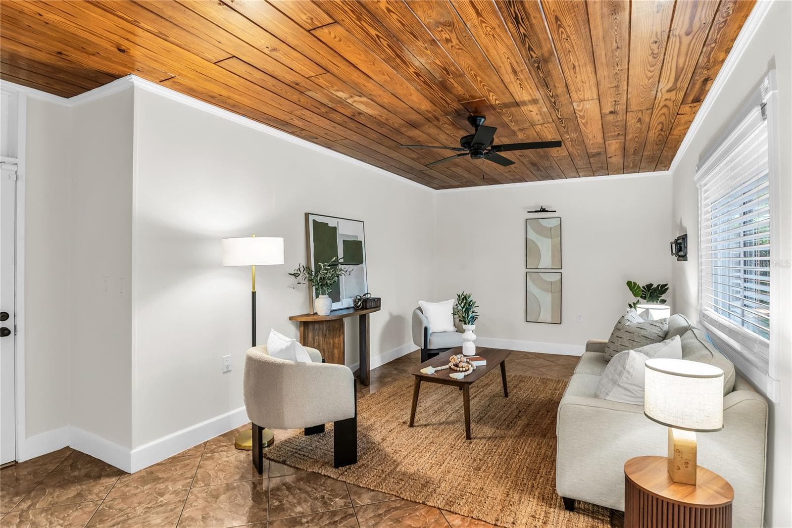Single Family Residence at 3615 NEPTUNE DR, ORLANDO, photo 15 of 37