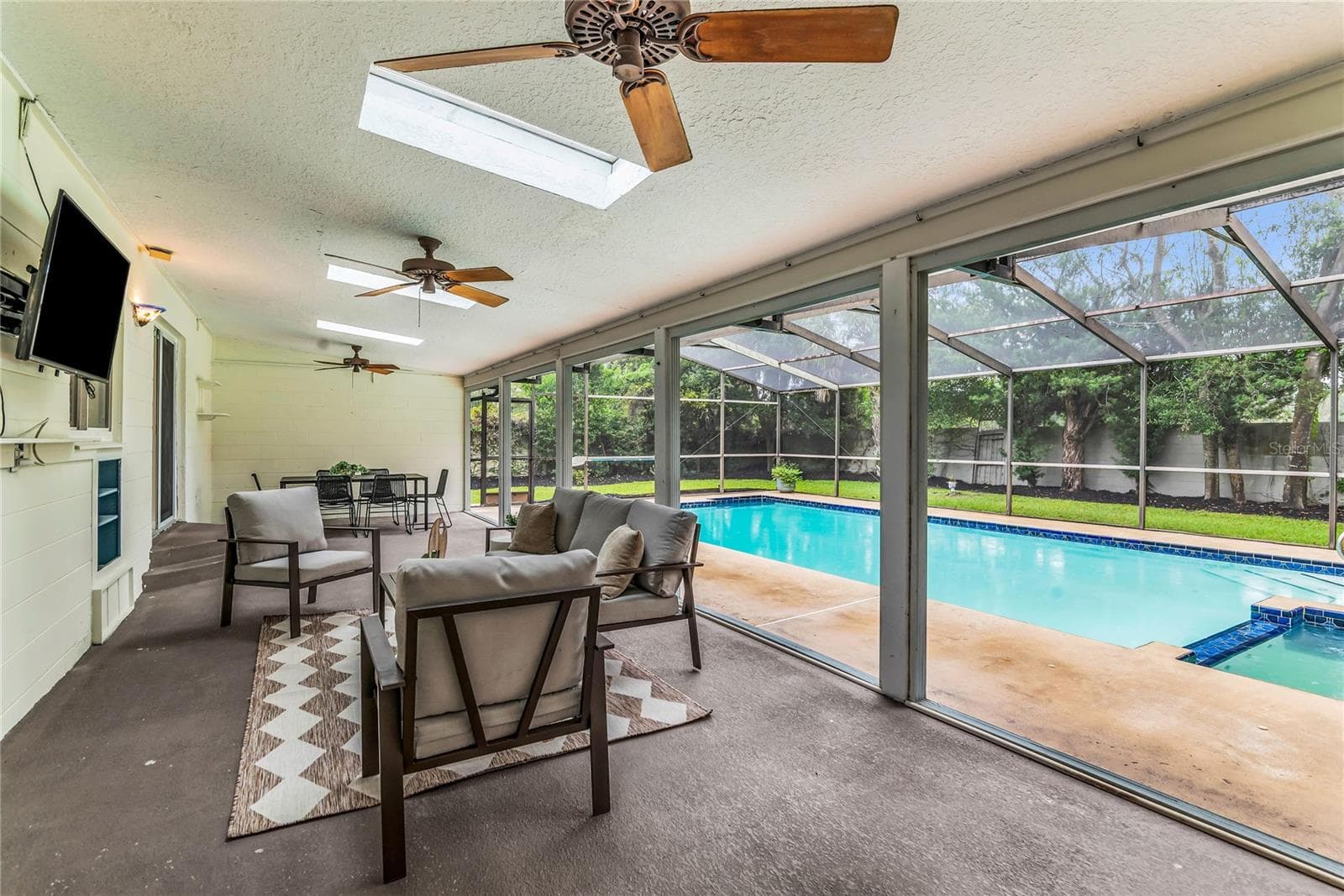 Single Family Residence at 3615 NEPTUNE DR, ORLANDO, photo 19 of 37