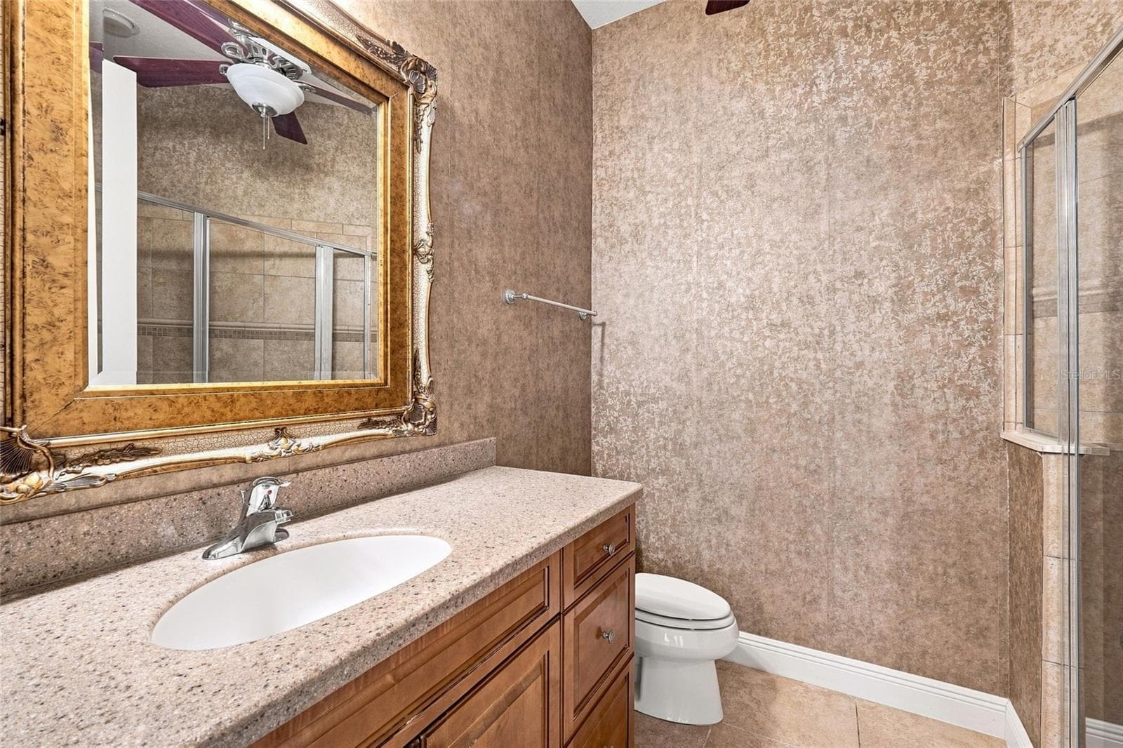 Guest Bath - 17535 COBBLESTONE LN, CLERMONT