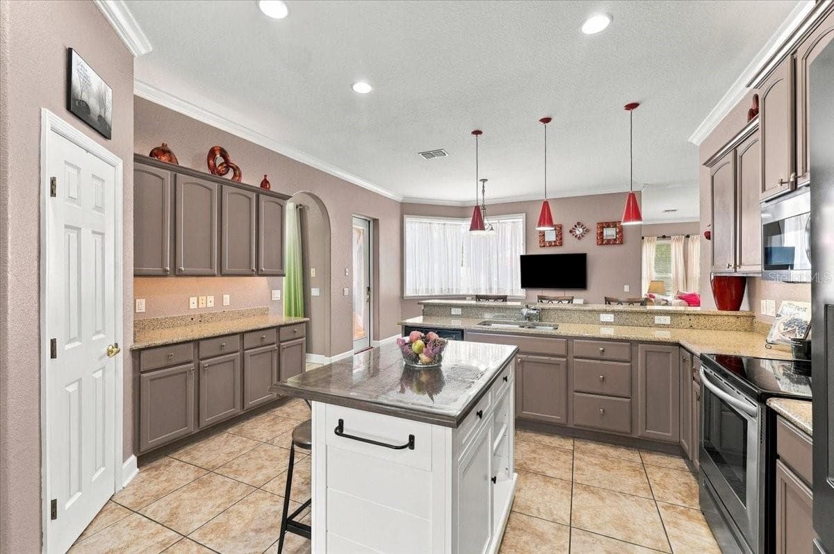 Kitchen - 7380 BENT GRASS DR, WINTER HAVEN