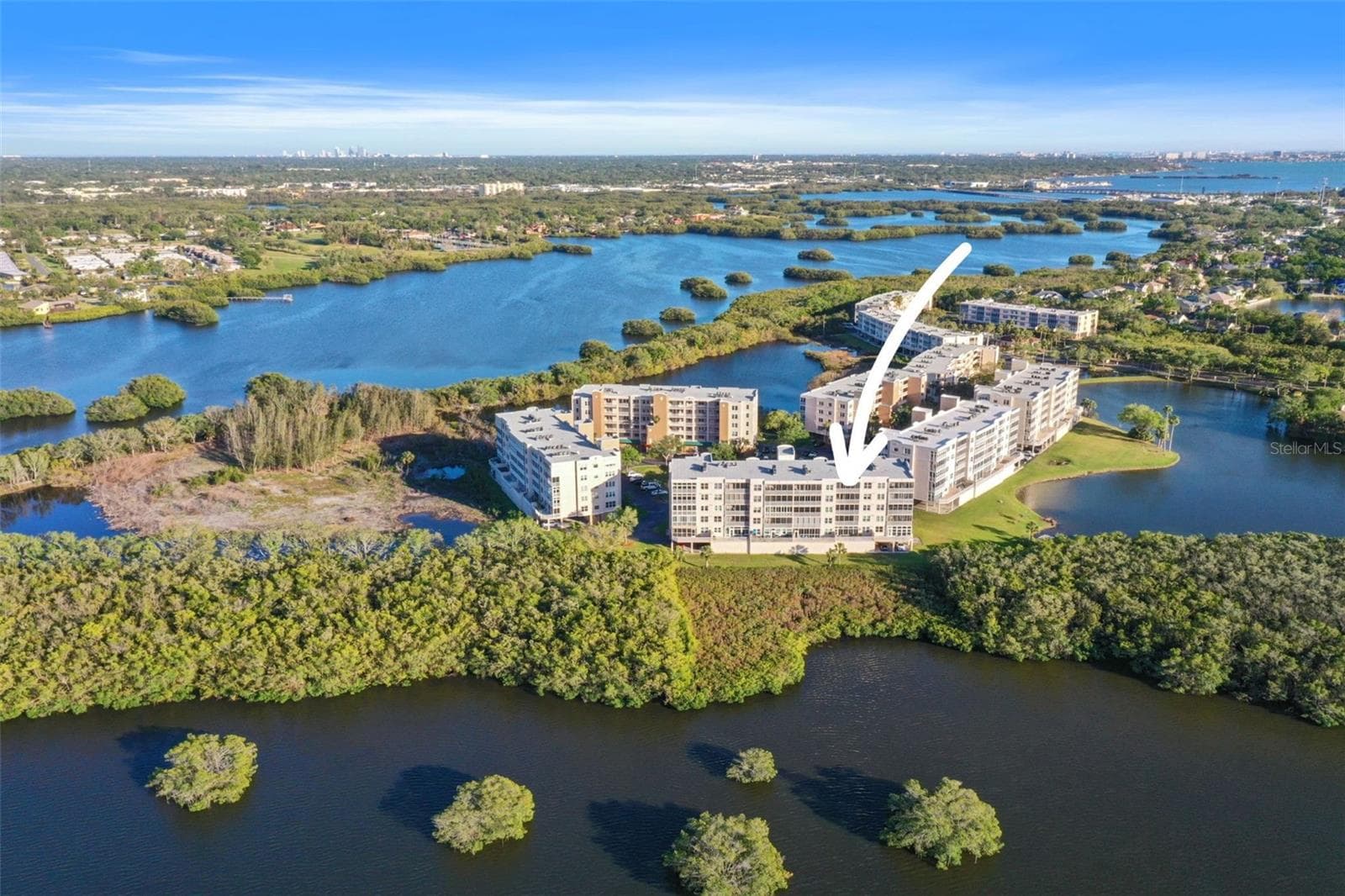 Condominium at 6495 SHORELINE DR #8502, ST PETERSBURG, photo 54 of 66