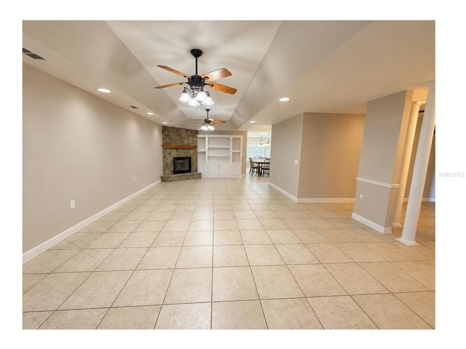 Living Room - 1301 COLSON RD, PLANT CITY