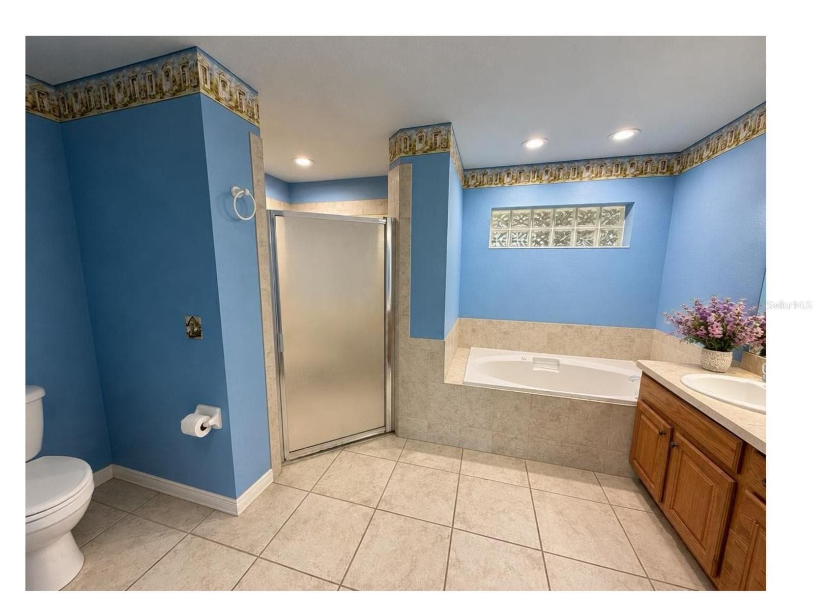 Masterbathroom - 1301 COLSON RD, PLANT CITY