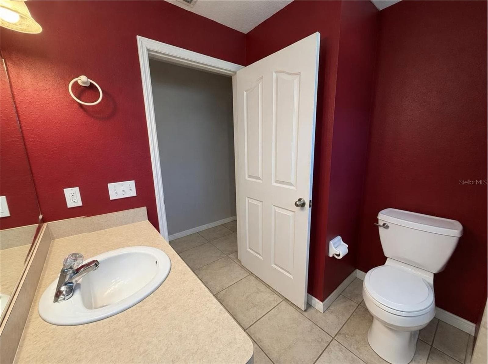 Bathroom 1 - 1301 COLSON RD, PLANT CITY