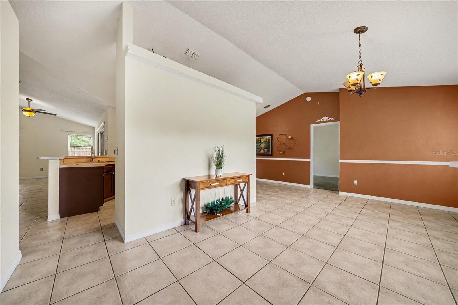 Single Family Residence at 1219 MAYBROOK ST, APOPKA, photo 4 of 33
