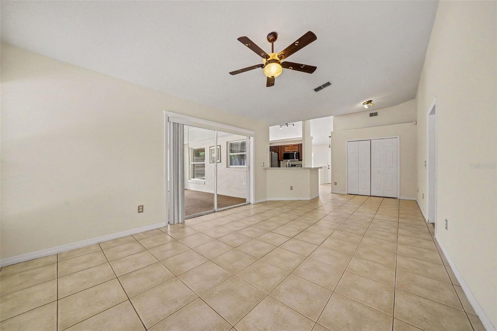 Single Family Residence at 1219 MAYBROOK ST, APOPKA, photo 17 of 33