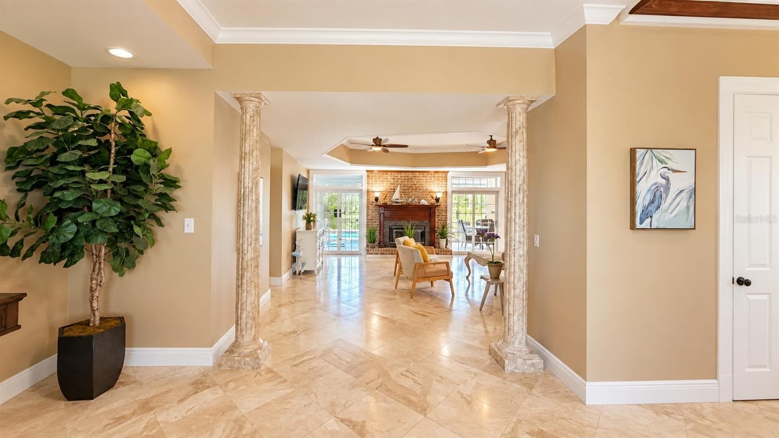 Single Family Residence at 14360 MCGREGOR BLVD, FORT MYERS, photo 5 of 44