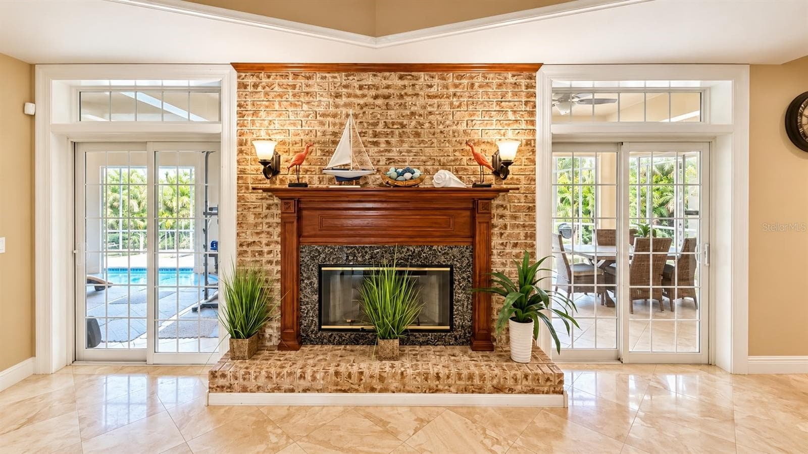 Single Family Residence at 14360 MCGREGOR BLVD, FORT MYERS, photo 8 of 44