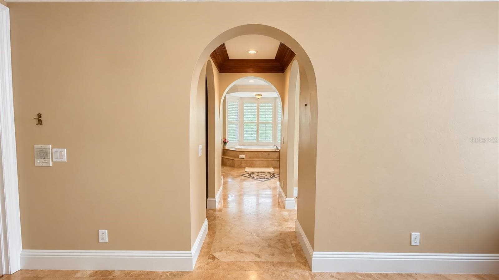 Single Family Residence at 14360 MCGREGOR BLVD, FORT MYERS, photo 13 of 44