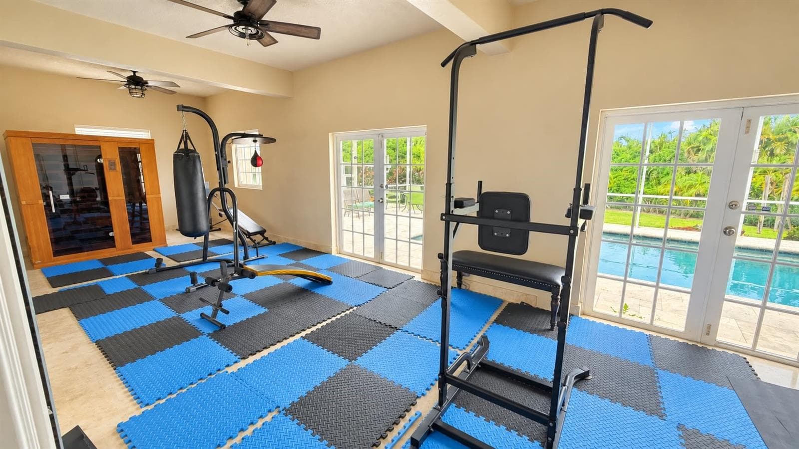 Single Family Residence at 14360 MCGREGOR BLVD, FORT MYERS, photo 25 of 44