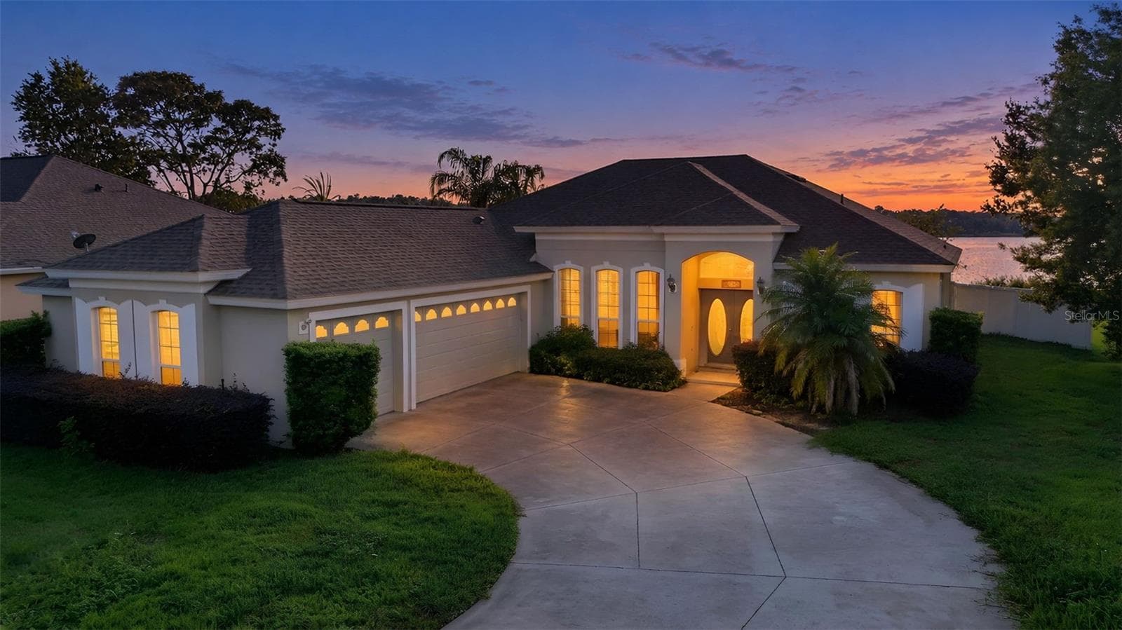 3804 BAYSHORE CIR