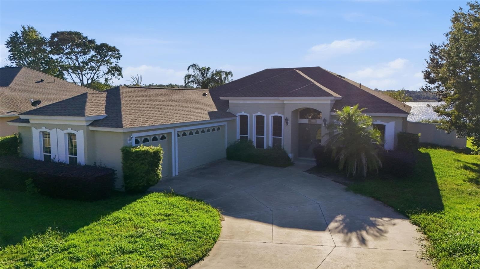 Single Family Residence at 3804 BAYSHORE CIR, TAVARES, photo 39 of 51