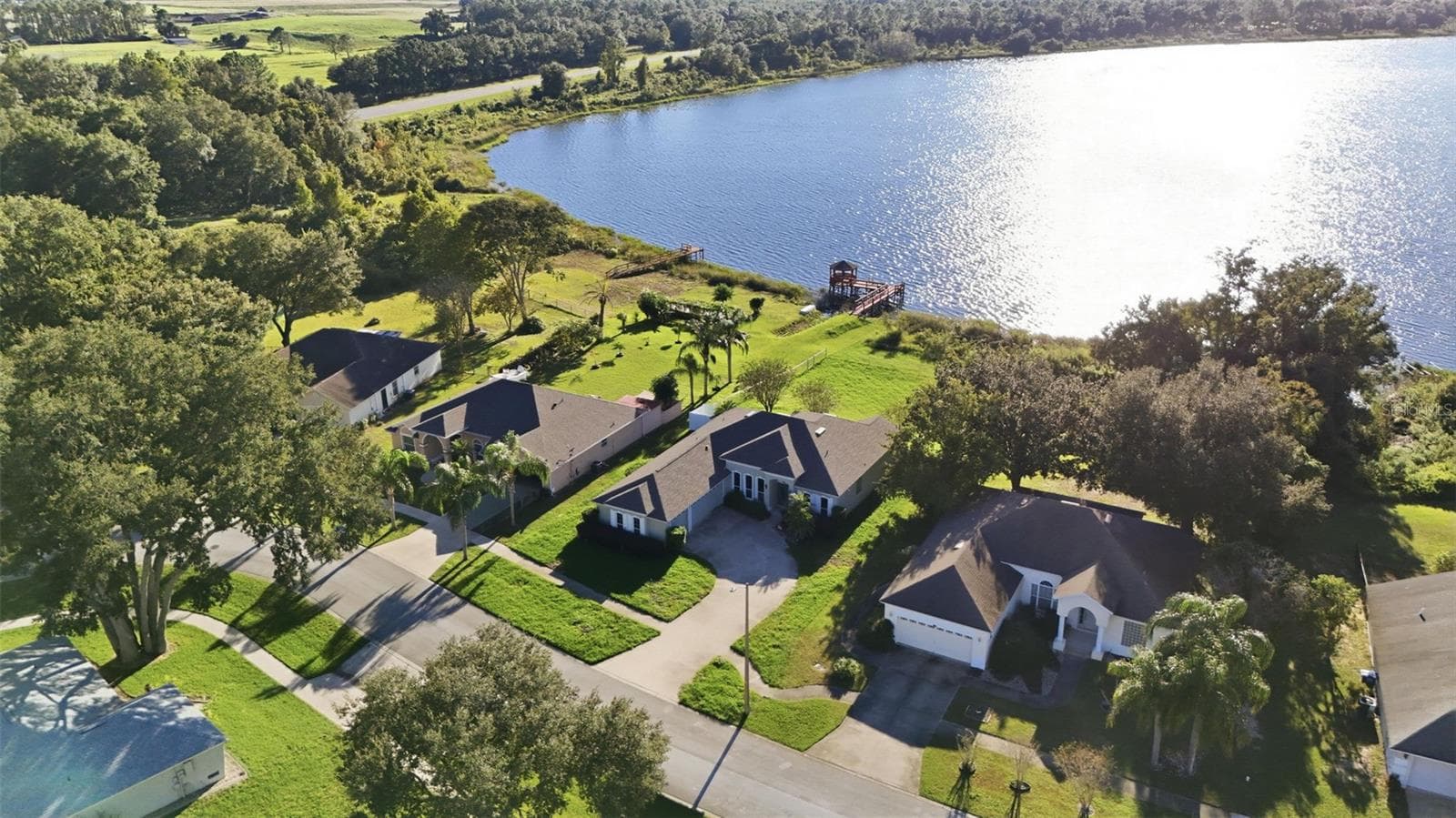 Single Family Residence at 3804 BAYSHORE CIR, TAVARES, photo 43 of 51