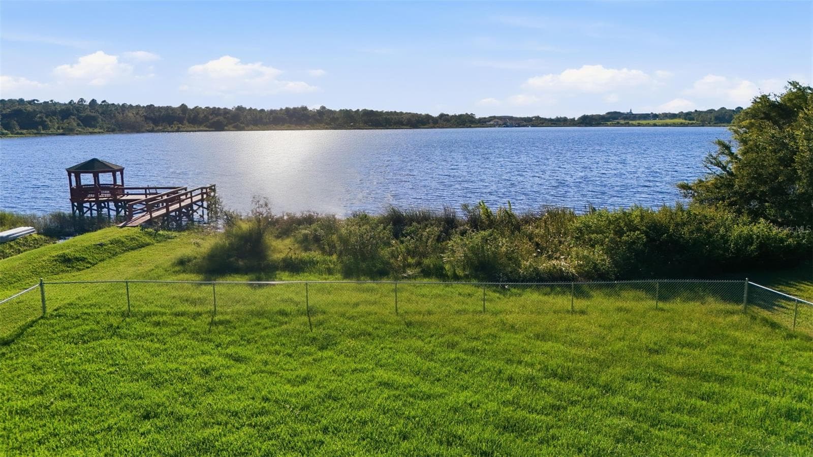 Single Family Residence at 3804 BAYSHORE CIR, TAVARES, photo 49 of 51