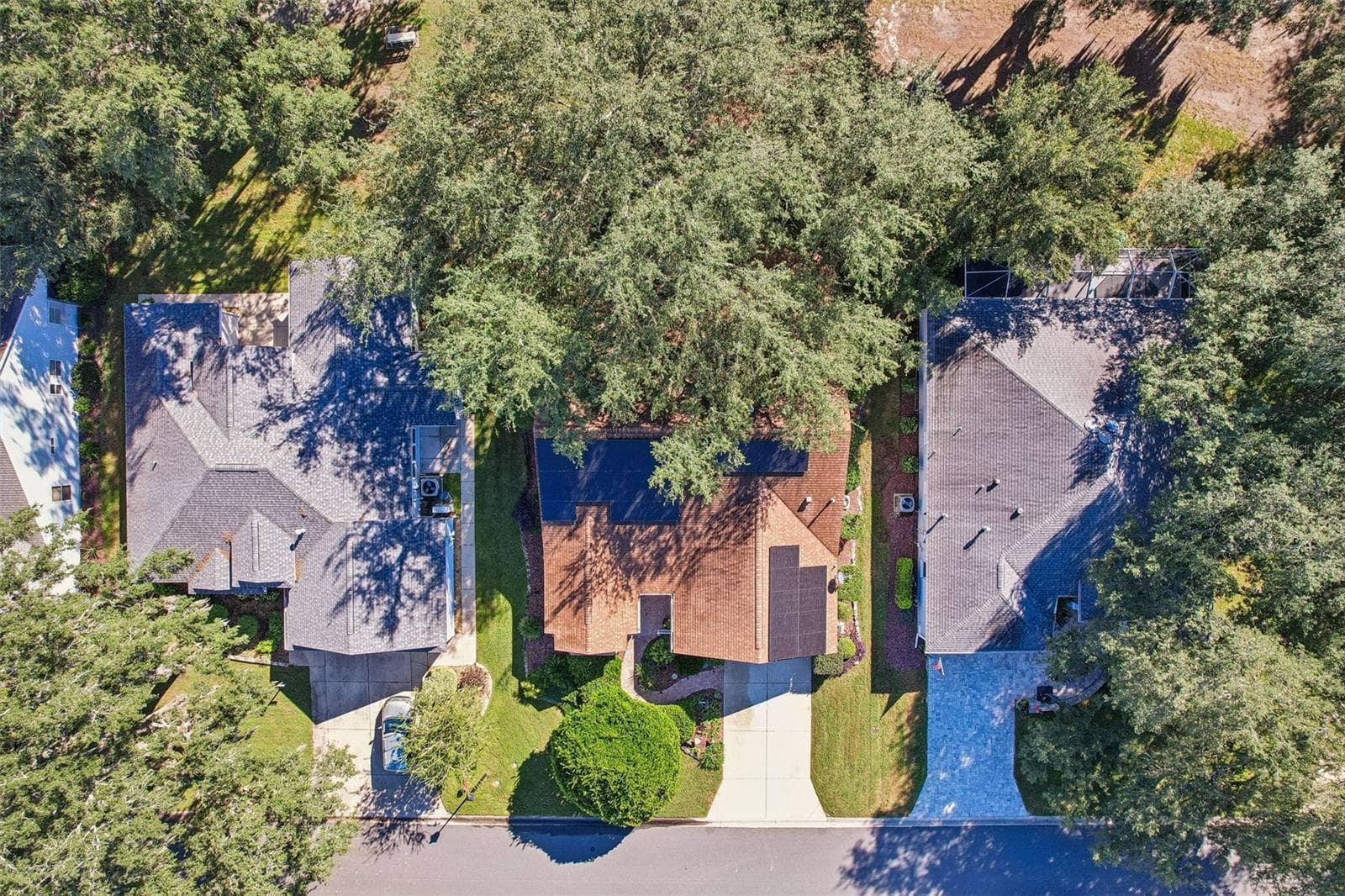 Single Family Residence at 460 LOMA PASEO DR, THE VILLAGES, photo 48 of 55