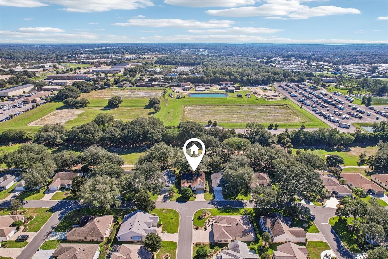 Single Family Residence at 460 LOMA PASEO DR, THE VILLAGES, photo 52 of 55