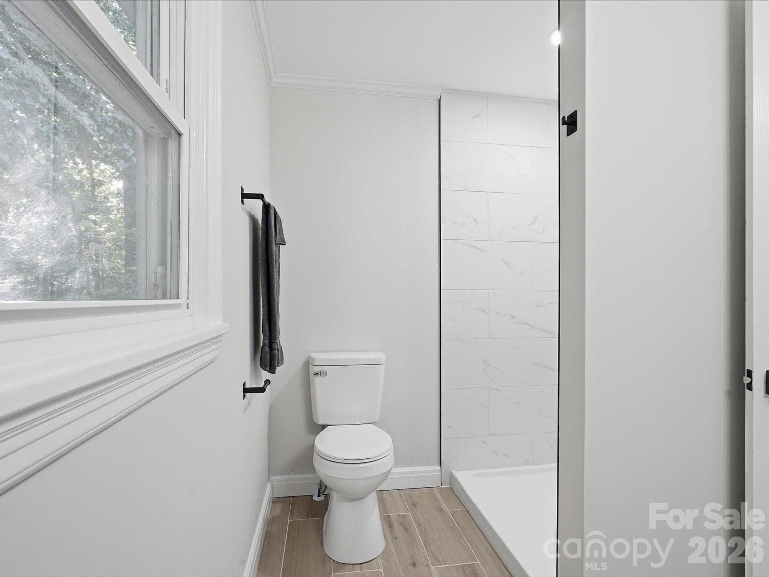 Hall Bath - 190 Forsaken Drive, China Grove