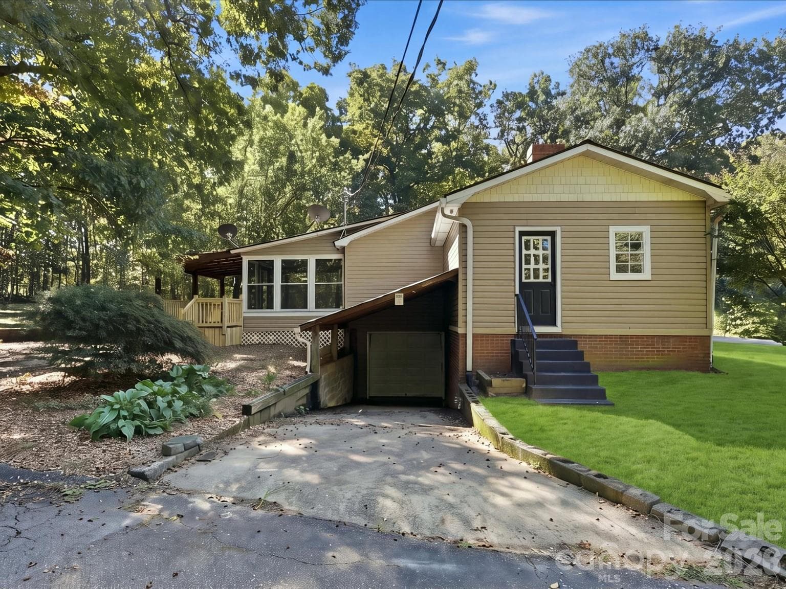 Single Family Residence at 190 Forsaken Drive, China Grove, photo 37 of 48
