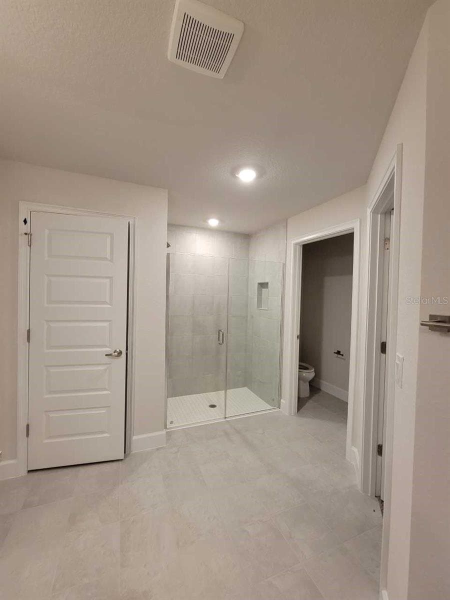 Picture of similar home for illustrative purposes only! Colors and features will vary! - 13192 SW 65TH CIR, OCALA