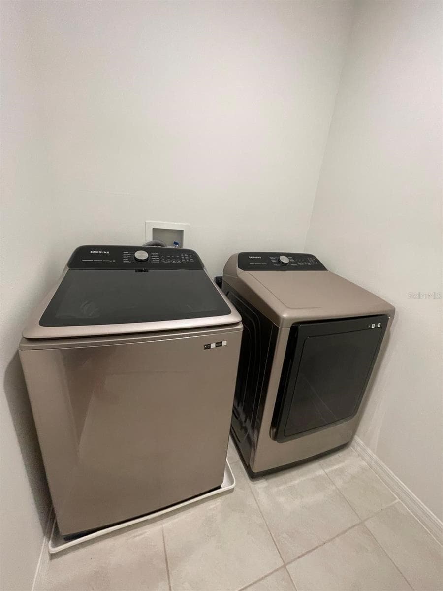 LAUNDRY - 1144 AUGUST SKY DR, DELTONA