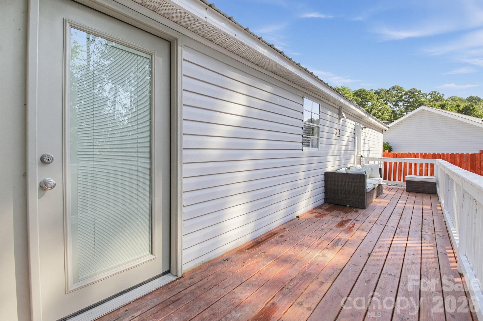 Single Family Residence at 8187 Woodland Drive, Myrtle Beach, photo 2 of 33