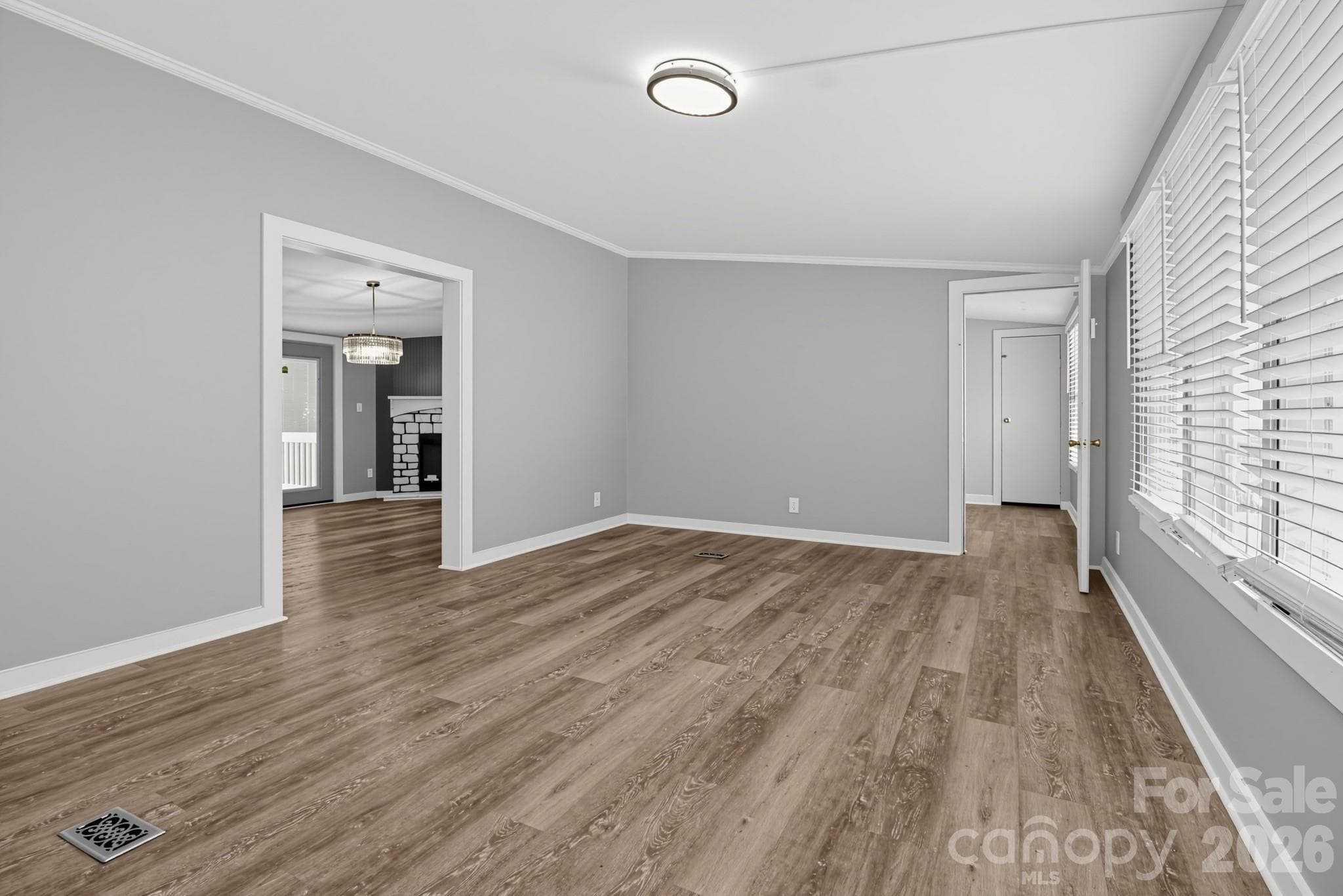 Single Family Residence at 8187 Woodland Drive, Myrtle Beach, photo 11 of 33