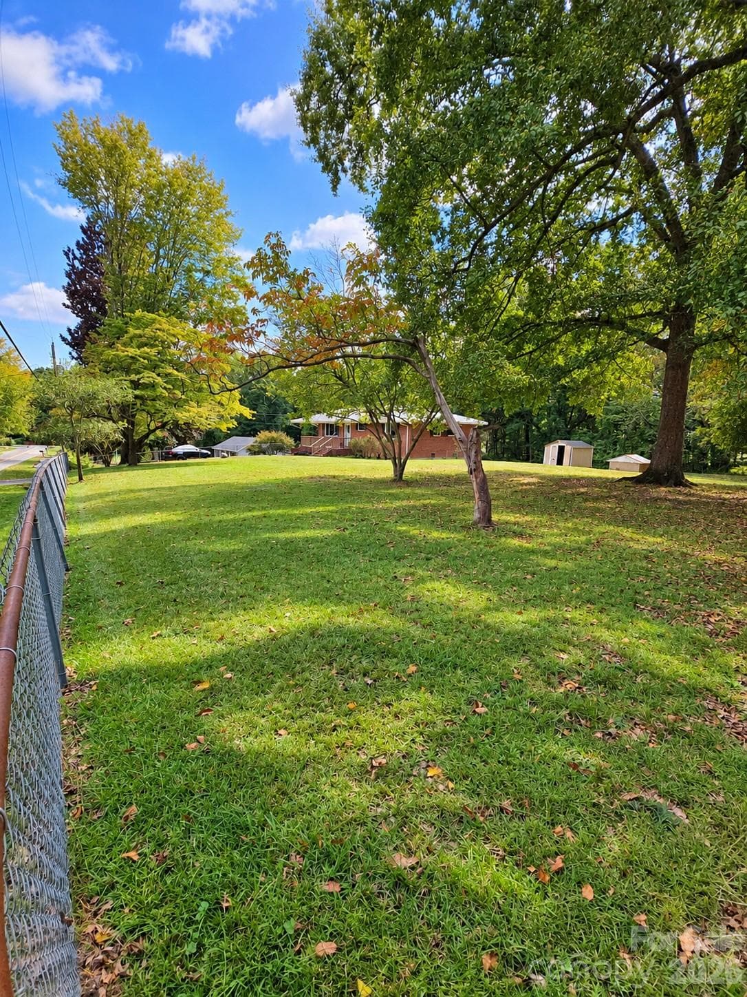 Fenced Side Yard - 1627 W Lakewood Drive, Rock Hill
