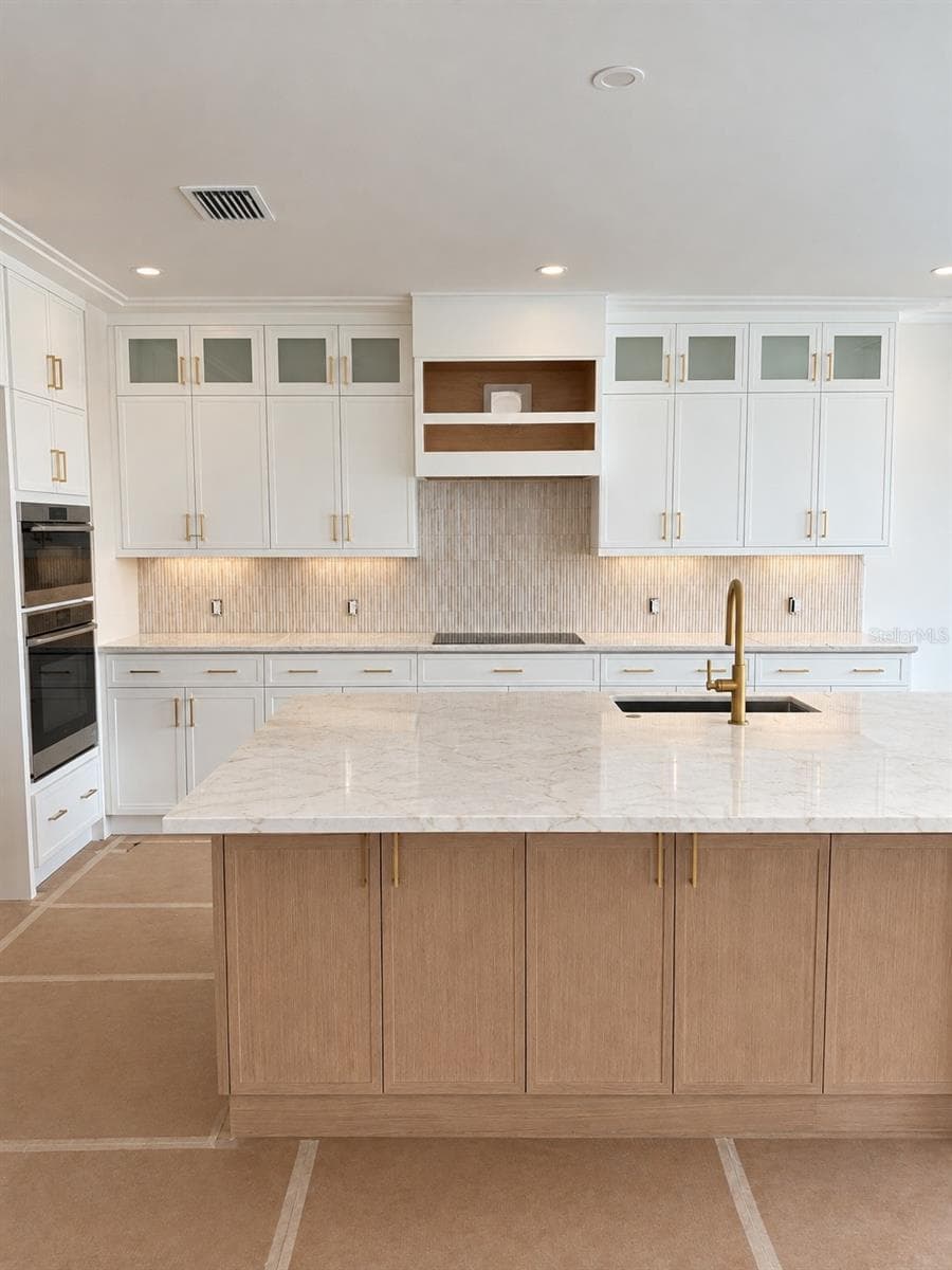 Kitchen - 4903 COMMONWEALTH DR, SARASOTA