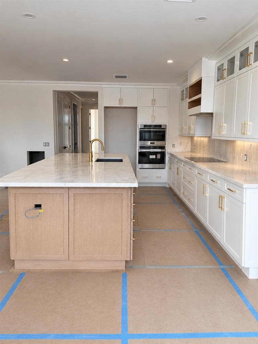 Kitchen - 4903 COMMONWEALTH DR, SARASOTA