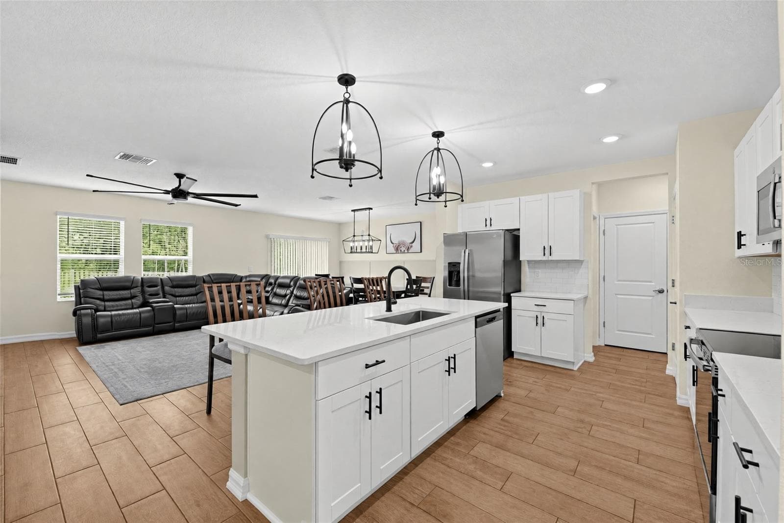 Single Family Residence at 4974 EAGLE ROCK DR, WIMAUMA, photo 16 of 93