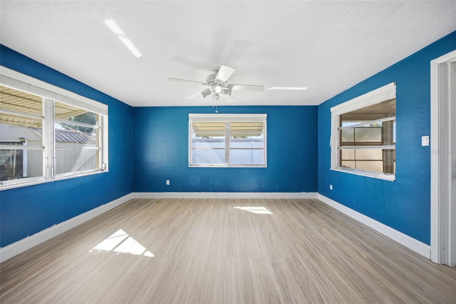 Single Family Residence at 4030 CLUSTER DR, HOLIDAY, photo 18 of 45