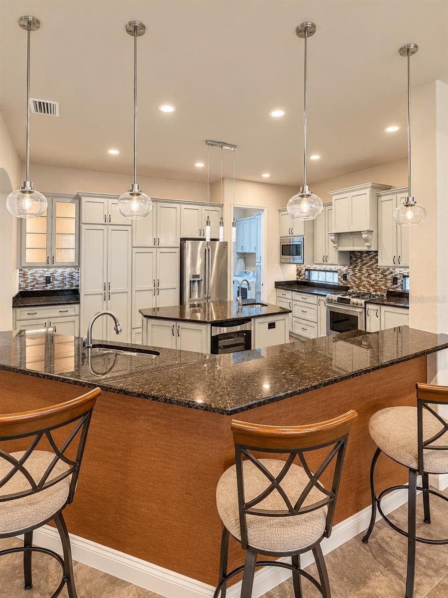 Single Family Residence at 520 HOMECOMING WAY, POLK CITY, photo 5 of 72