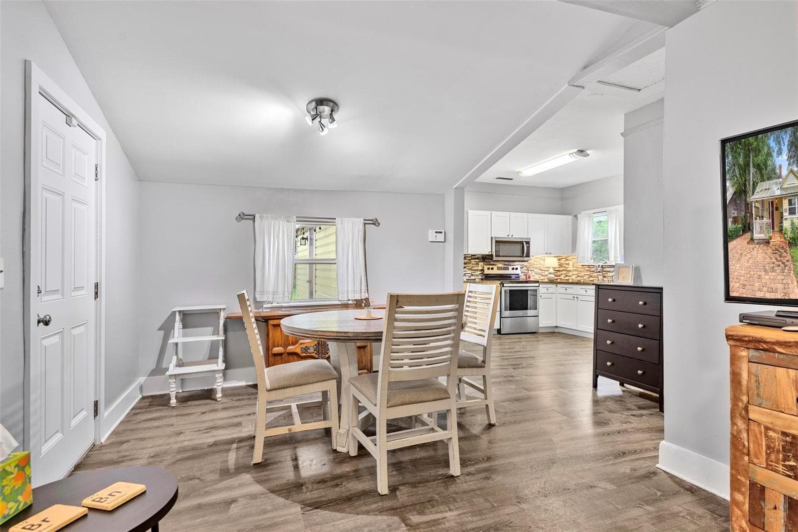 Single Family Residence at 93 LINCOLN ST, ST AUGUSTINE, photo 14 of 51