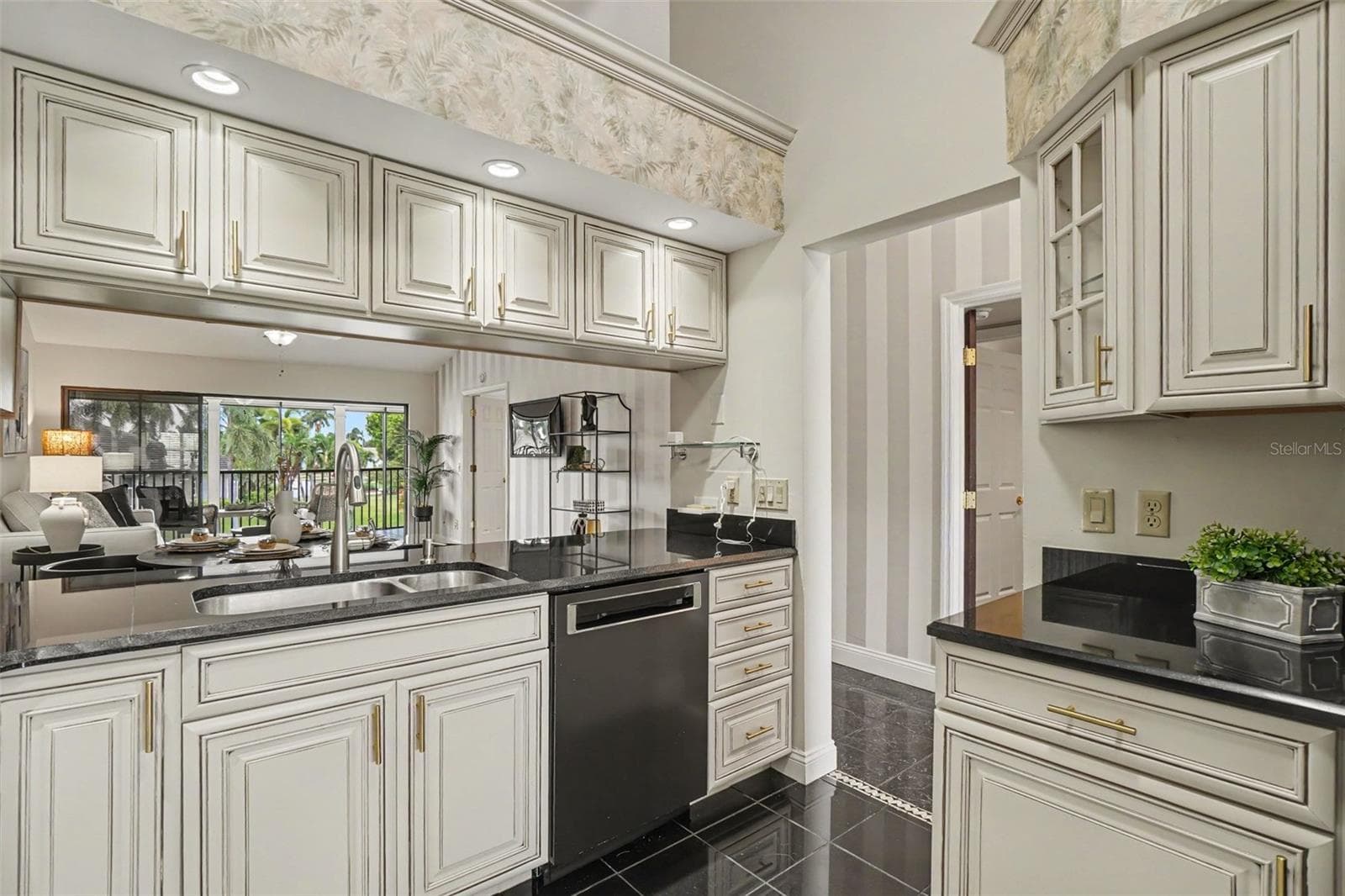 Condominium at 912 SW 48TH TER #208, CAPE CORAL, photo 7 of 31