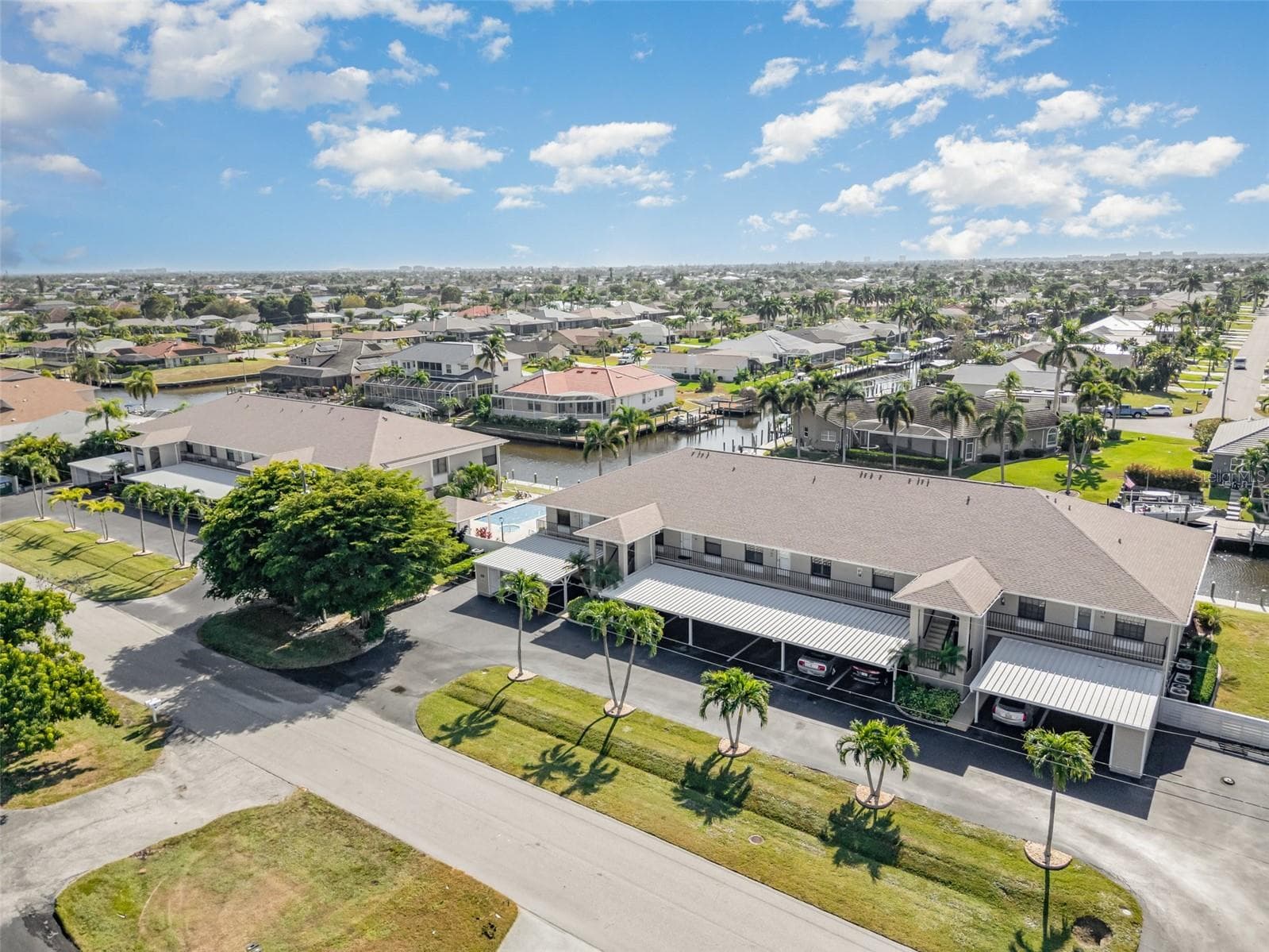 Condominium at 912 SW 48TH TER #208, CAPE CORAL, photo 25 of 31