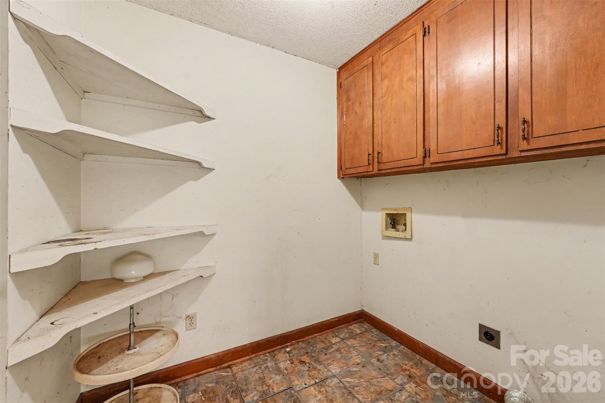 Single Family Residence at 7822 Deer Track Drive, Denver, photo 22 of 28