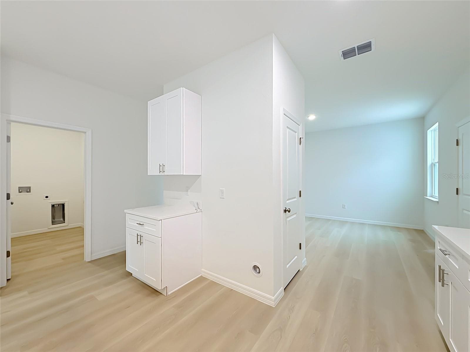 Single Family Residence at 106 FRUITWOOD AVE, EUSTIS, photo 10 of 54
